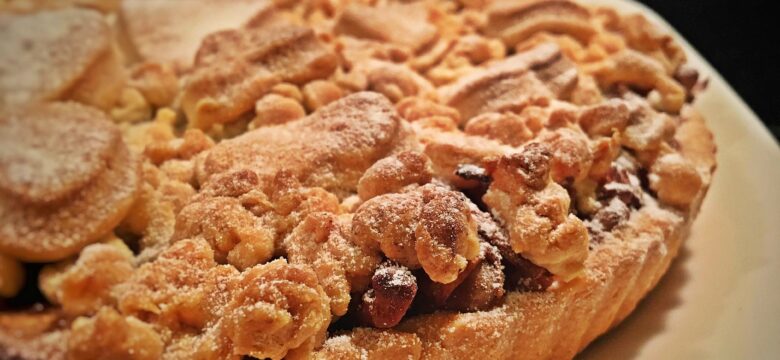 Tahin Helvalı Elmalı Pasta Tarifi, Nasıl Yapılır