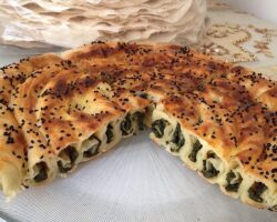 Ispanaklı Peynirli Tepsi Poğaçası – Pratik Yemek Tarifleri