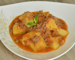 Kıymalı Patates Yemeği Tarifi, Nasıl Yapılır?