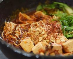 Tofulu Acılı Limon Soslu Ramen Noodle Tarifi