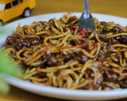 Soya Soslu Tavuklu Makarna Tarifi