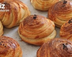 Yumuşacık Peynirli Poğaça Tarifi