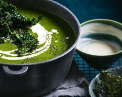 Yemyeşil Bir Lezzet: Kış Aylarının Enfes Tarifi Brokoli Çorbası Nasıl Yapılır?