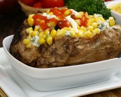 Kumpirin yanına ne gider, hangi yemek ve içecekler yakışır?