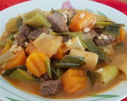 Pırasanın, pırasa yemeğinin, böreğinin, çorbasının yanına ne gider?