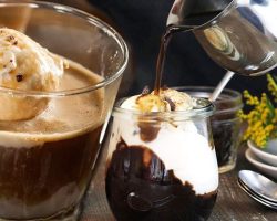 Kahve triyakileri bu tarifin müptelası olacak! Dondurmalı Türk kahvesi nasıl yapılır?