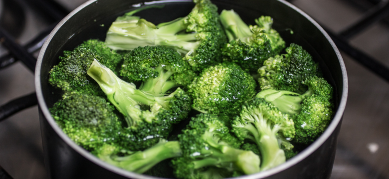 Kanserden diyabete her hastalığa iyi gelen bir lezzet: Brokoli haşlama