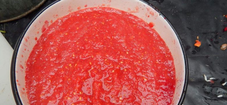 Evde domates salçası nasıl yapılır? Uzun süre küflenmeyen, bozulmayan güneşte domates salçası tarifi
