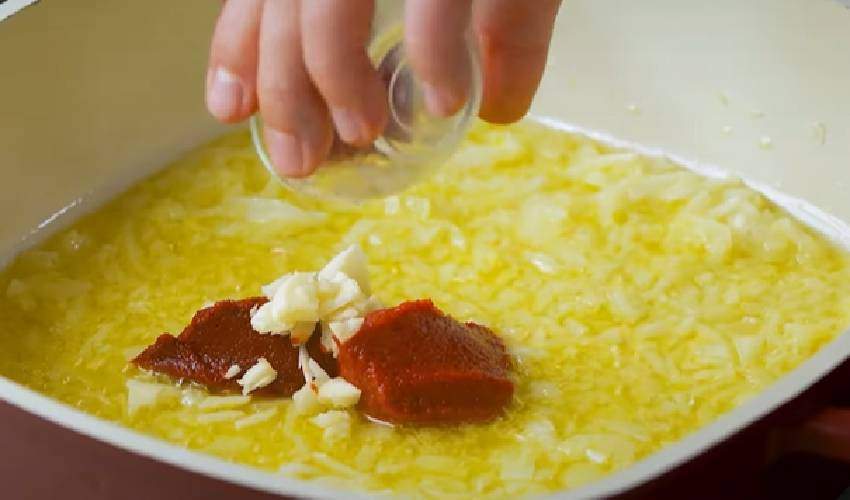 Yüzyılların saklı tarifi! Saray sofralarını süsleyen Müceddere’nin tam ölçülü tarifi…