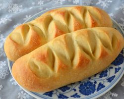 Kahvaltılık Ekmek Tarifi | Pratik yemek tarifleri, resimli, kolay.