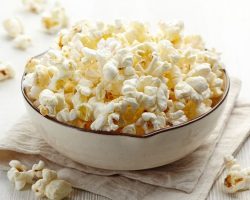 Dünya Patlamış Mısır Günü: En Keyifli Film Eşlikçisi!