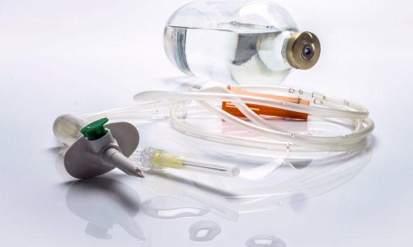 Oruçluyken Serum Taktırmak Orucu Bozar Mı?