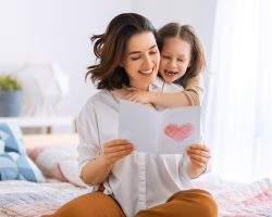 Anneler Günü Sözleri: Anneye Resimli Sözler