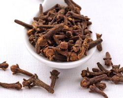 Karanfilin Faydaları: Neye İyi Gelir, Ne İşe Yarar?