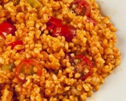 Domatesli Bulgur Pilavı Tarifi