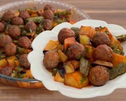 Fırında Salçalı Sebzeli Köfte Tarifi