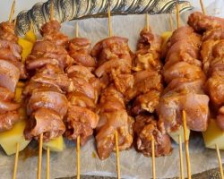 Böyle Lezzetli Tavuk Yemediniz: Fırında Tavuk Şiş Tarifi