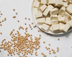 Asya Mutfağının Vazgeçilmez Lezzeti Tofu Nedir, Nasıl Yapılır?