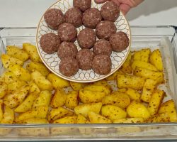 2 MALZEMEYLE MUHTEŞEM BİR FIRIN YEMEĞİ‼️👌FIRINDA AZ YAĞLI KÖFTELİ PATATES