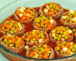 Dondurucuda Kurtarıcı Davet Yemeği ✅ Garnitürlü Çanak Köfte