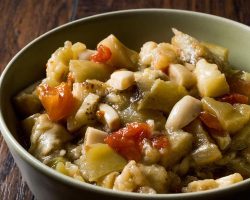 Közlenmiş patlıcan salatası tarifi: Közlenmiş patlıcan salatası nasıl yapılır?