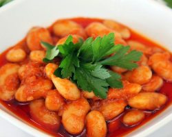 Zeytinyağlı barbunya tarifi: Zeytinyağlı barbunya nasıl yapılır?