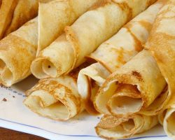 Kahvaltılık nefis akıtma tarifi! Akıtma (Krep) nasıl yapılır?