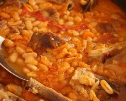 Etli kuru fasulye tarifi: Etli kuru fasulye nasıl yapılır?