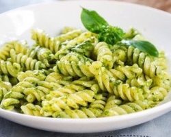 Sebzeli Esmer Makarna Tarifi