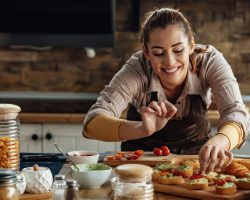 Yemek yapmayı sevmeyen kadınları şef yapacak tüyolar