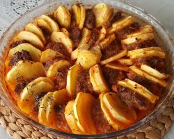 YAPIMI KOLAY LEZZETİ OLAY FIRINDA KÖFTE PATATES TARİFİ KOLAY FIRIN YEMEKLERİ huri metekm