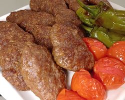 YUMUŞACIK İÇİ SULU FIRINDA KÖFTE HİÇ BU KADAR GÜZEL OLMAMIŞTI 👌 köfte tarifi /fırın yemekleri