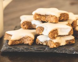 Tepsi tepsi yapmak isteyeceksiniz: Bayatlamayan tatlı kurabiye tarifi