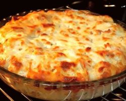 Bayat ekmekten çıtır çıtır börek tarifi! Kokusunu alan kapınıza dayanacak