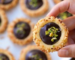 PASTANE LEZZETİNDE 😍 Ağızda Dağılan Fındıklı Kurabiye Tarifi 😋