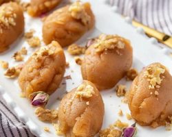 Kadir Ezildi usulü un helvası! Daha önce böylesini yemedeniz!