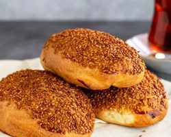 Akşamdan hazırlayın, sabah fırına atın! Güne taze poğaçalarla başlayın: Sabah pişen poğaça tarifi