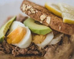 Günlük Protein Miktarını Artırmanın Pratik Yolları (Gerçekten Uygulanabilir Rehber)
